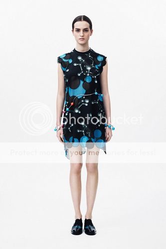 photo Christopher_Kane_prefall14_26_zpscf44d02b.jpg