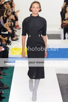 Jil Sander spring summer 2012 runway show