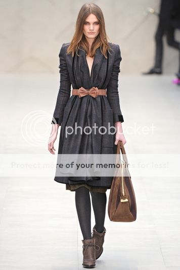 Burberry Prorsum fall winter 2012/13 runway show