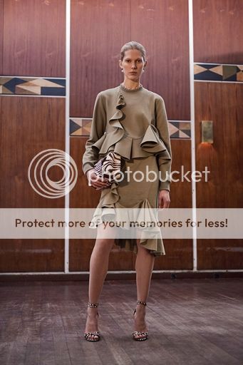 photo givenchy-prefall-17-04sv_zpsonnx6g4r.jpg
