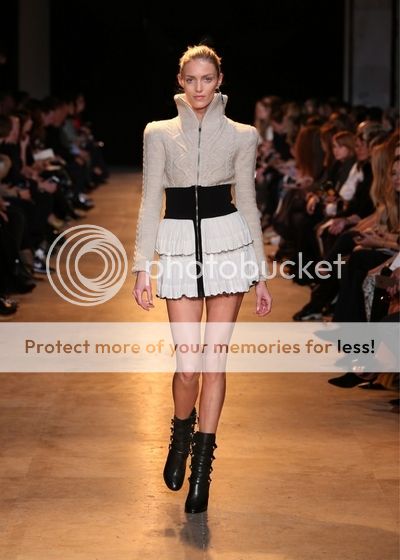 Isabel Marant fall winter 2015 2016 runway show
