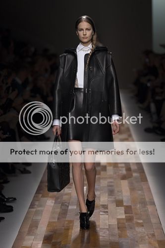 photo valentino-fallwinter2013-20s