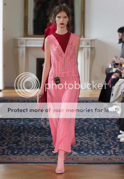 photo valentino-ss17-04s_zpsrsjilicf.jpg