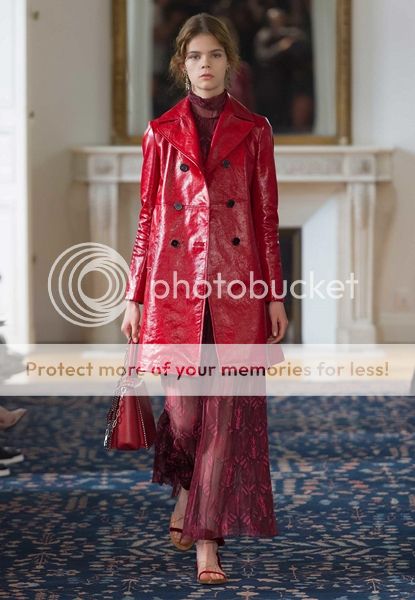 photo valentino-ss17-13s_zpsihrjipiv.jpg