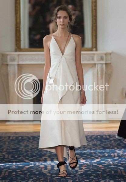 photo valentino-ss17-30s_zpsufw9sz5b.jpg