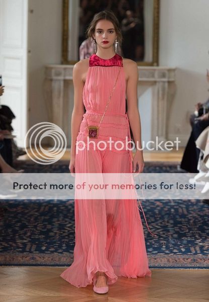 photo valentino-ss17-48s_zpslg8st7p9.jpg