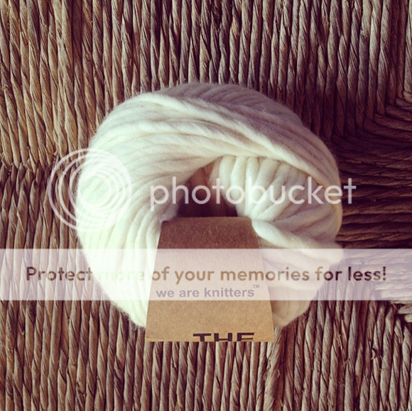 photo we-are-knitters4.png